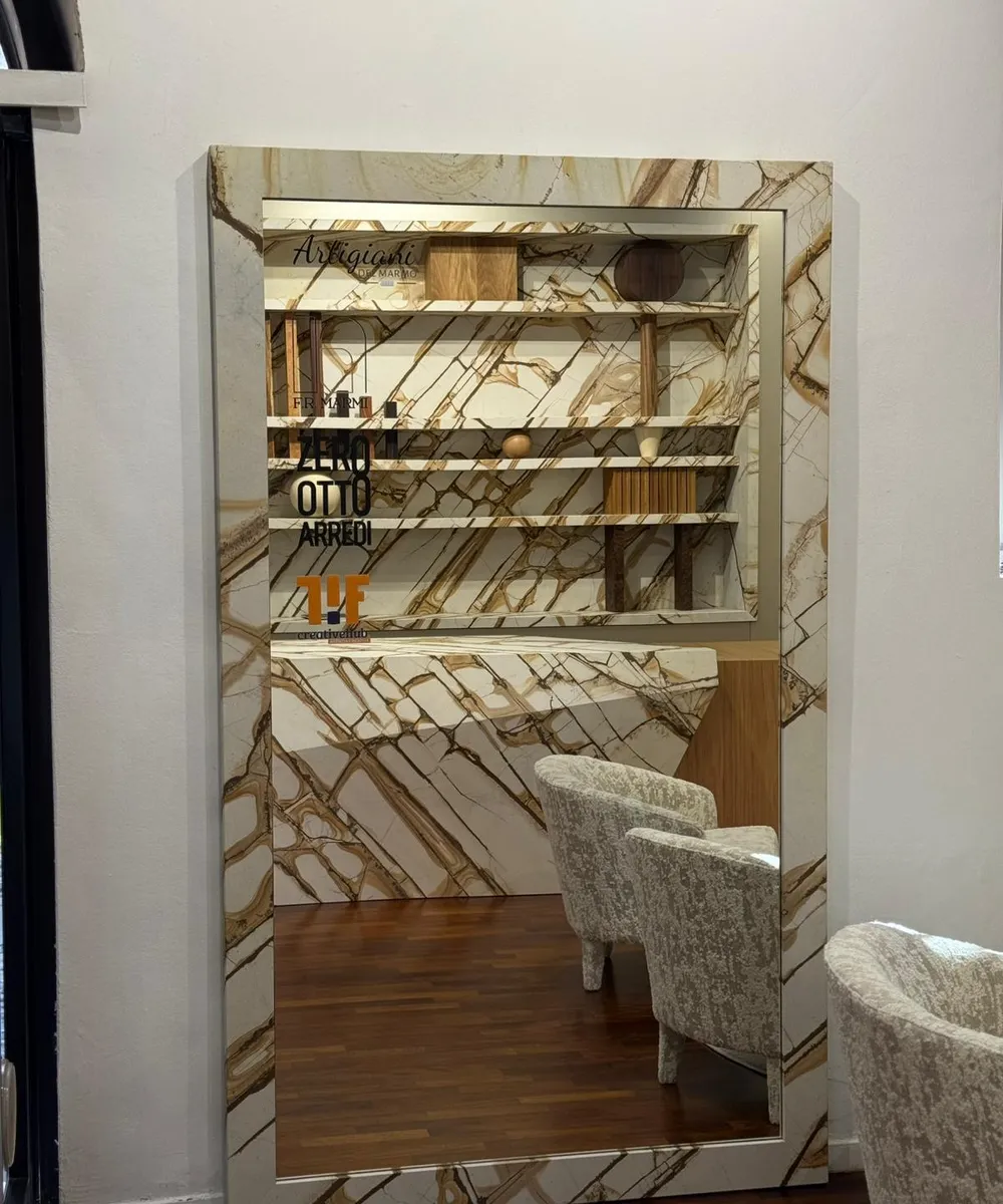 Libreria in marmo e legno